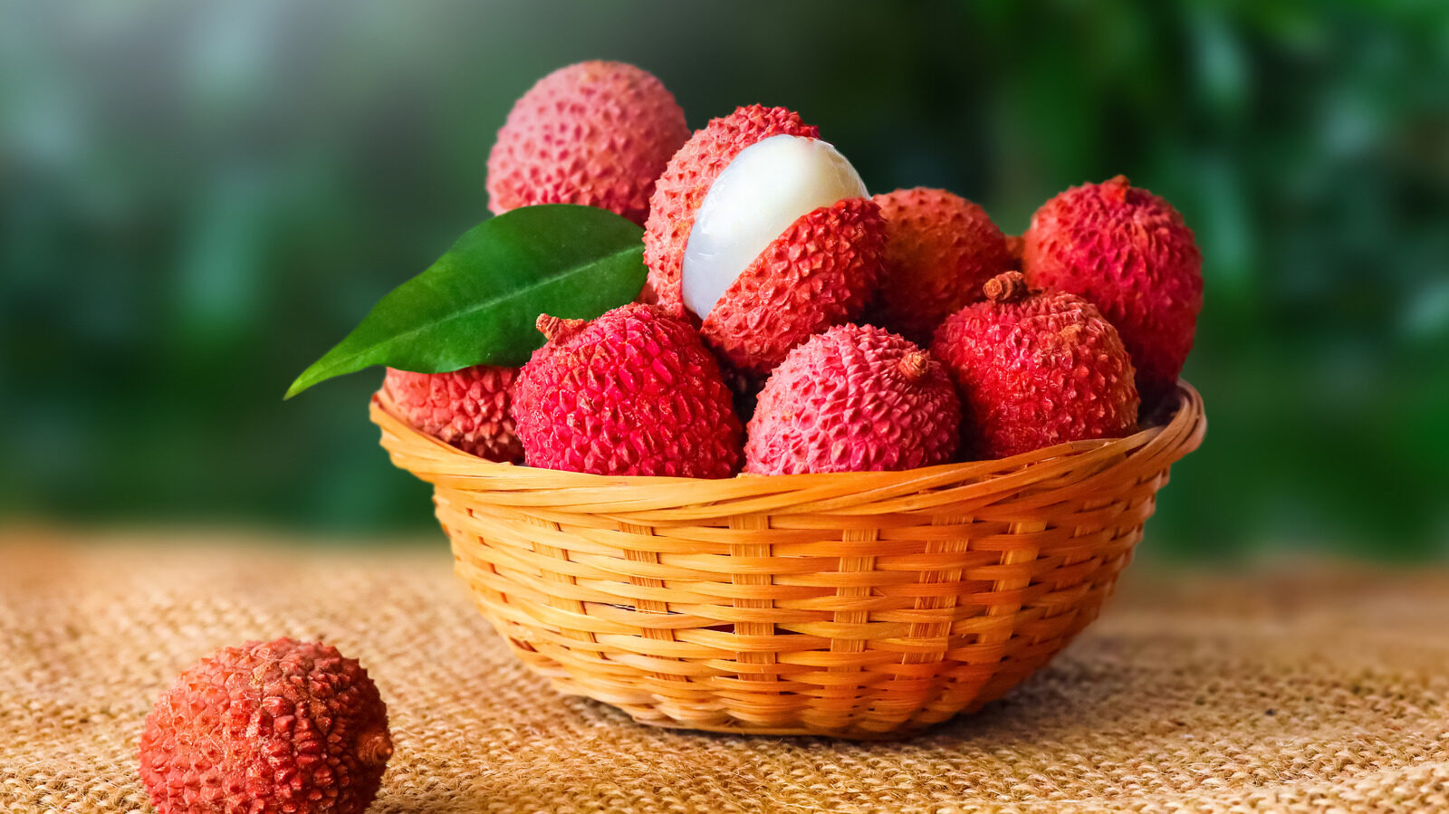 Lychee for Stomach Health